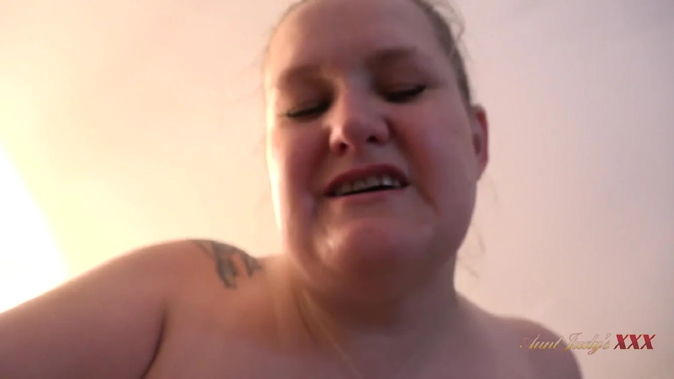 Preview of AuntJudysXXX Becky XXX